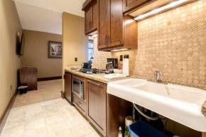 Arrowleaf Lodge - 1 Bed Studio #100A